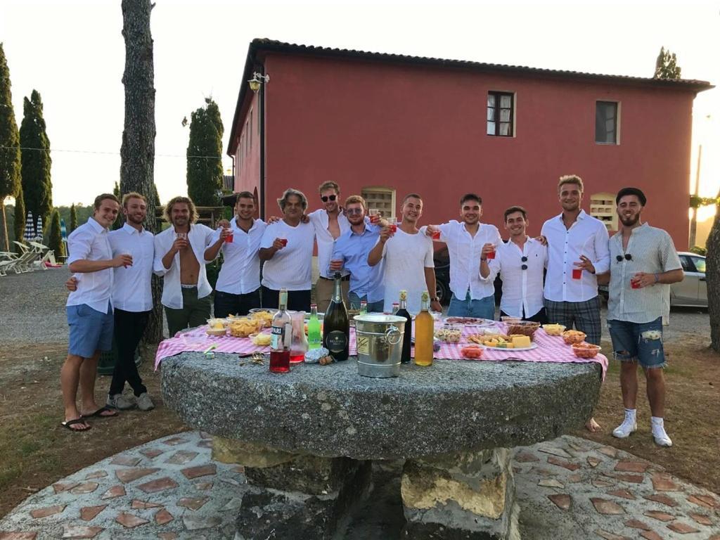 Casa Vacanze Podere Marilla Peccioli Ngoại thất bức ảnh